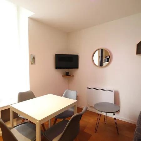Charmant T2 A 200m Du Centre De La Bourboule, Parfait Pour 4 Pers Avec Equipements Et Services - Fr-1-608-231 *